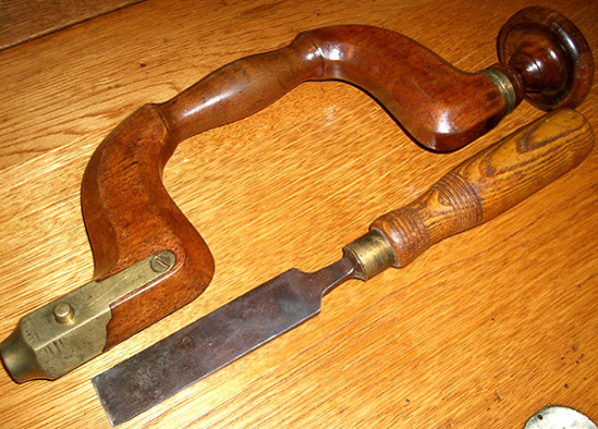 ANTIQUE WOODWORKING TOOLS - BUYING, COLLECTING AND VALUES