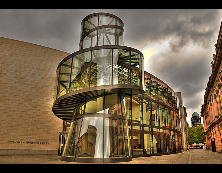 New and Old Architecture by ronaldfw - DPChallenge