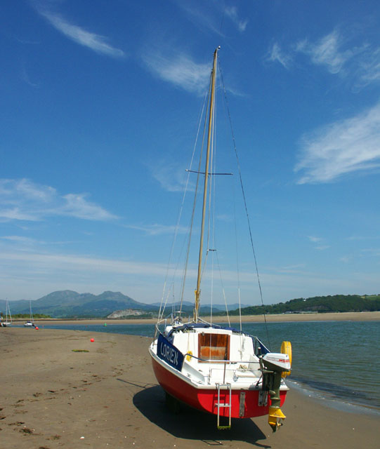 Beached Boat in Borth-y-Gest Bay