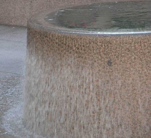 Fountain Round