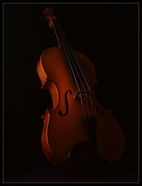 Strings of Contrast