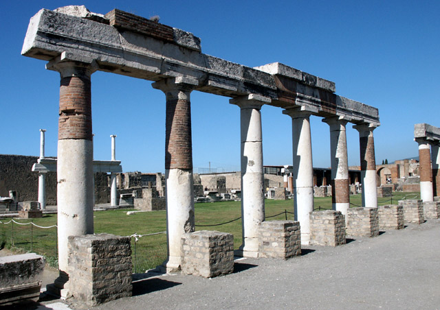 Lost City of Pompeii.....Revealed