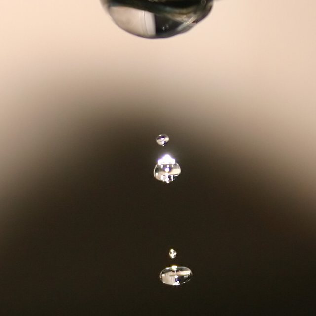 Big Drop Lets Go Smaller Droplets