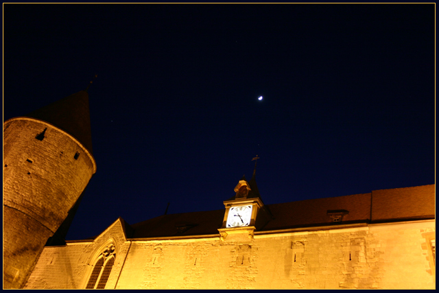 Yverdon-les-Bains (Switzerland) / The Castle under the Moon