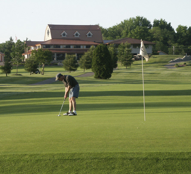 Par 4 Tenth Hole