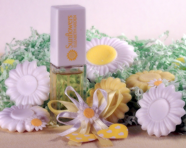 Sunflowers...a Soft Scent from Elizabeth Arden Cosmetics