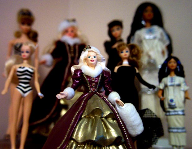 Miniature Barbie's