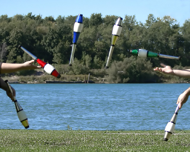 Riverside Jugglers