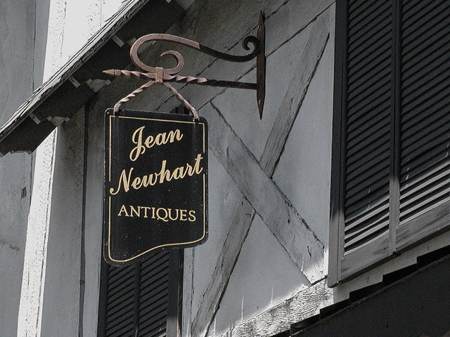 Jean Newhart, Antiques