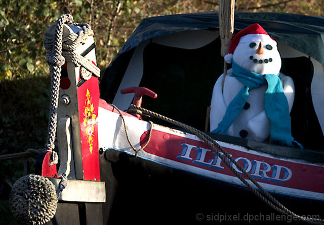 snow boat to Christmas