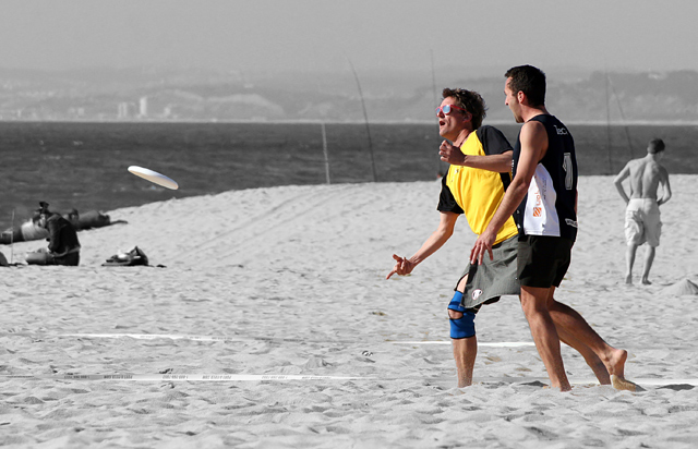 Beach Ultimate Frisbee