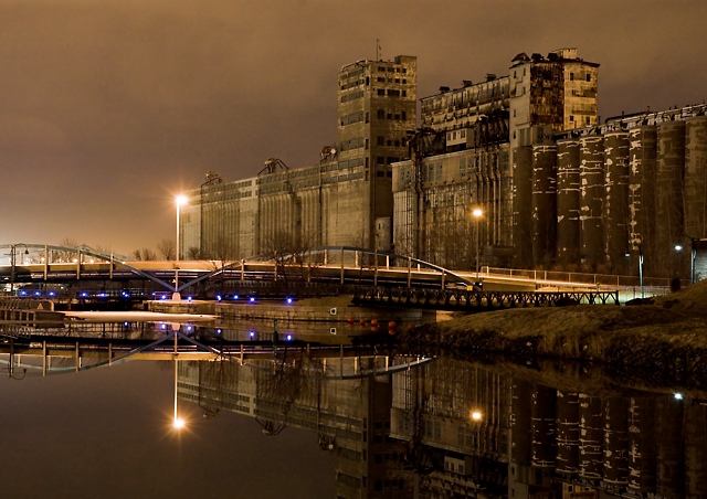 Grain Elevator #2  -  R.I.P. since 1996