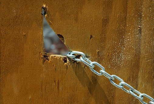 Chain on Wood