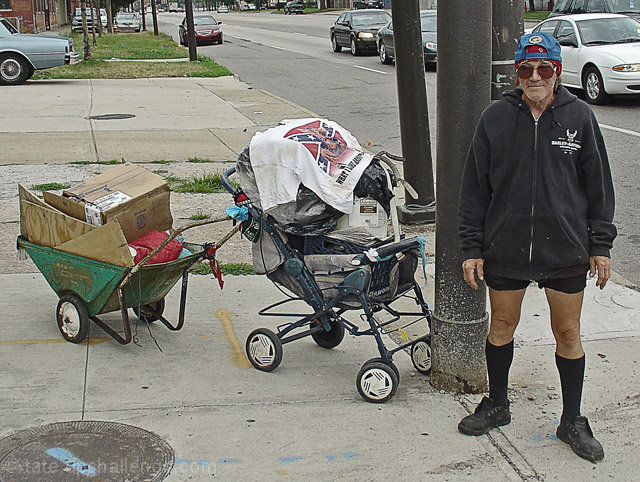 Snap-shot of a self-employed recycler and his apparatus