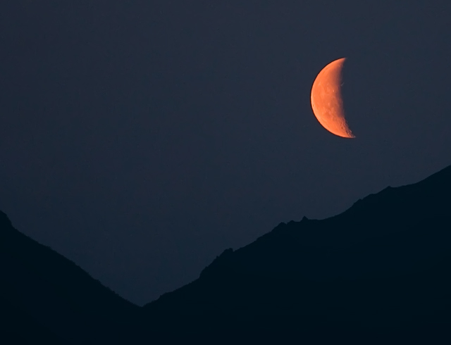 Alaskan Moonrise