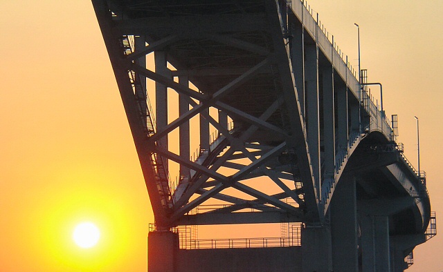 Bluewater Bridge at Sunset