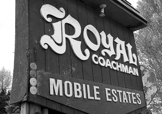 The Royal Coachman, Mobile Estates