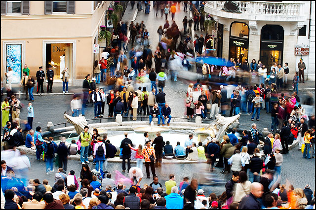 A full second in Piazza di Spagna