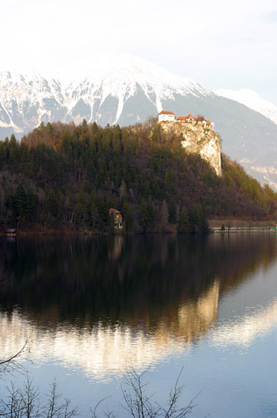 Bled&acute;s Lake