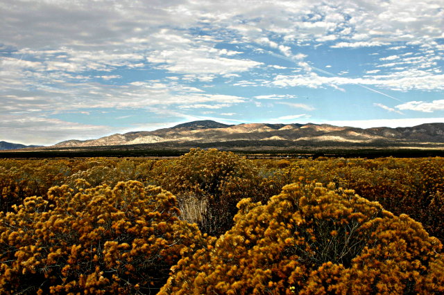 Light upon the Tehachapi mountains