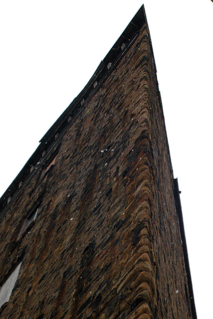 Snowy Wedge Building