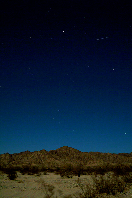 Big Dipper Attacked By Leonid Meteor