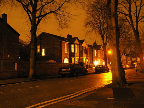 Rye Bank Road in the night