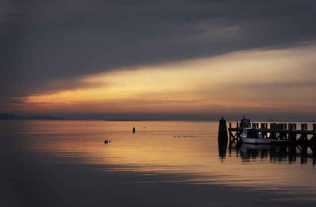 Quiet morning at the Sound