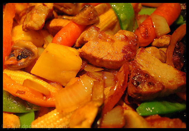 Pork and pineapple stir fry