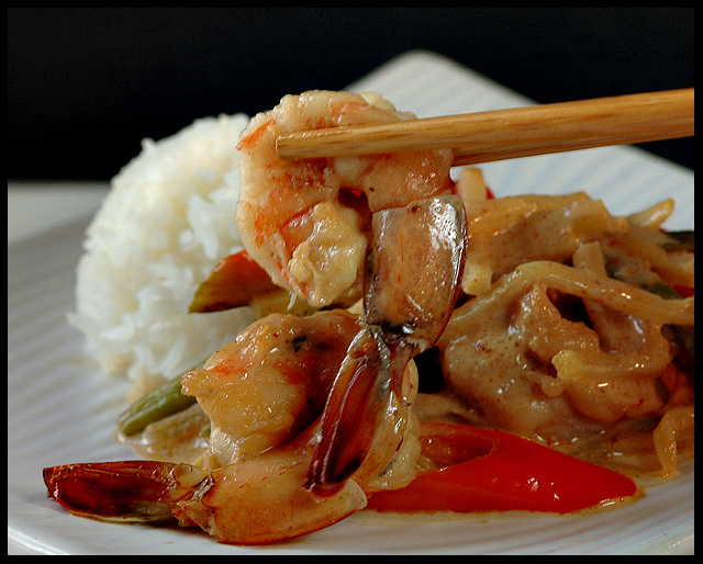 Thai Shrimp with Red Curry Sauce