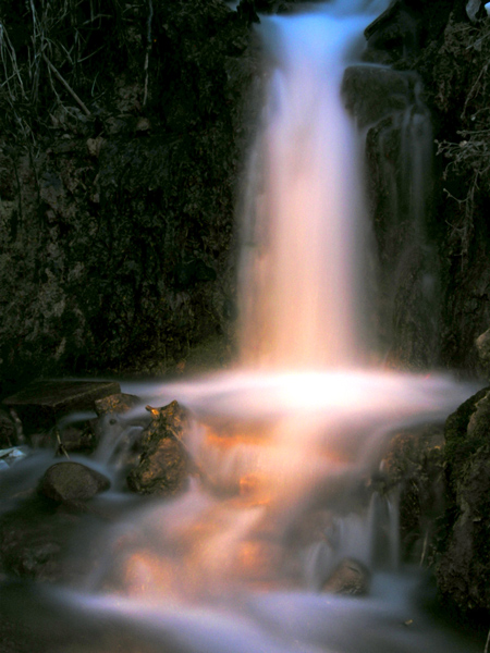 Mag-Lite Waterfall