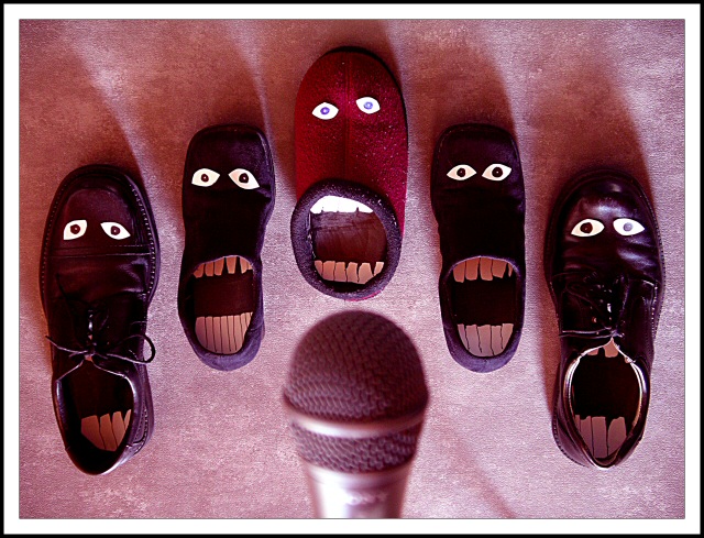 The shoe singers
