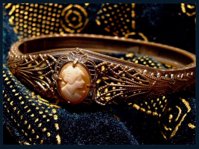Heritage Cameo - Cam&eacute;e