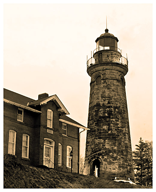 1825 Lighthouse (Retired)