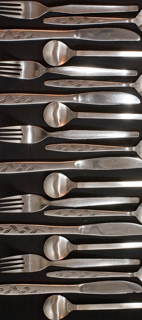 Spoon,knife, spoon, fork.......spoon, knife,spoon,fork...