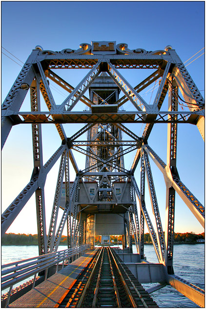 Drawbridge over the Canal, Daybreak