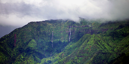 Makaleha Falls