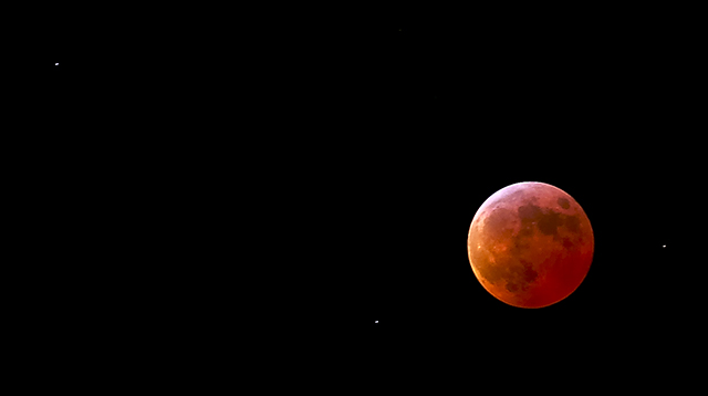 Totality Red (Lunar eclipse 3rd March)