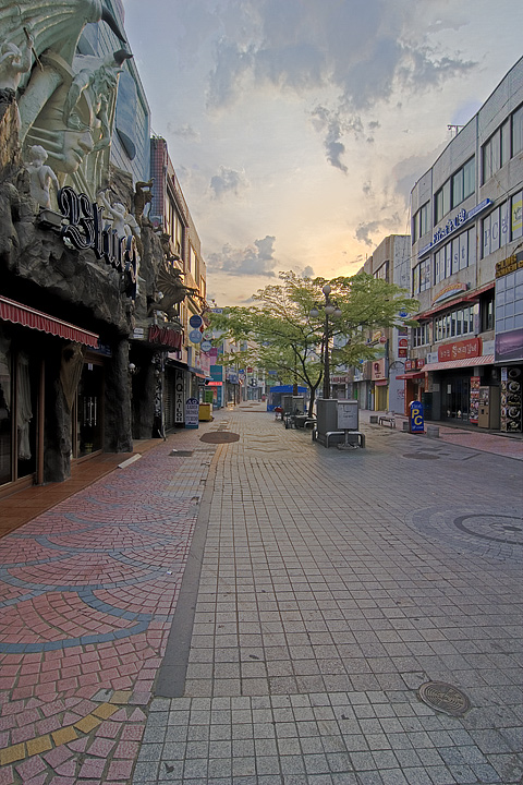 Early Morning in Songtan