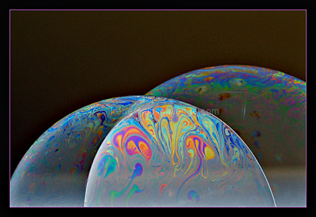 Psychedelic soap bubbles