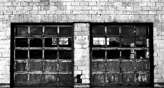 Two bays, no waiting