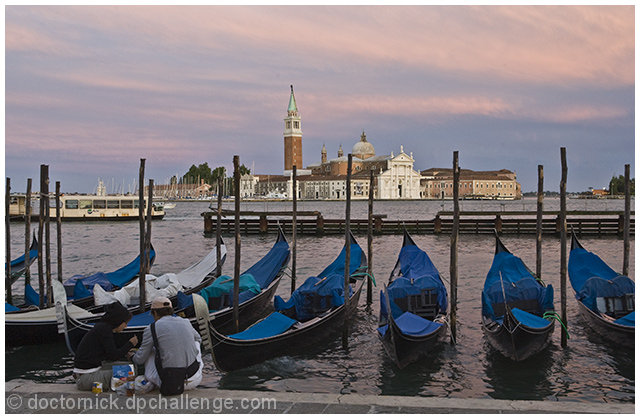 Picnic dinner in Venezia