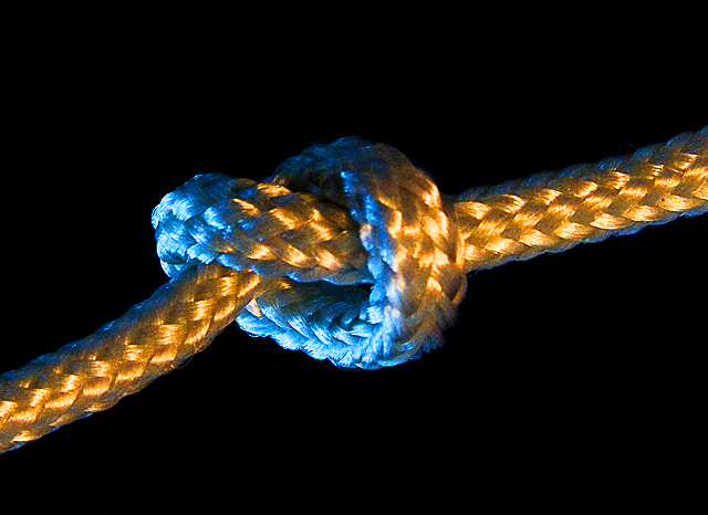 Knot Gold and Sapphire