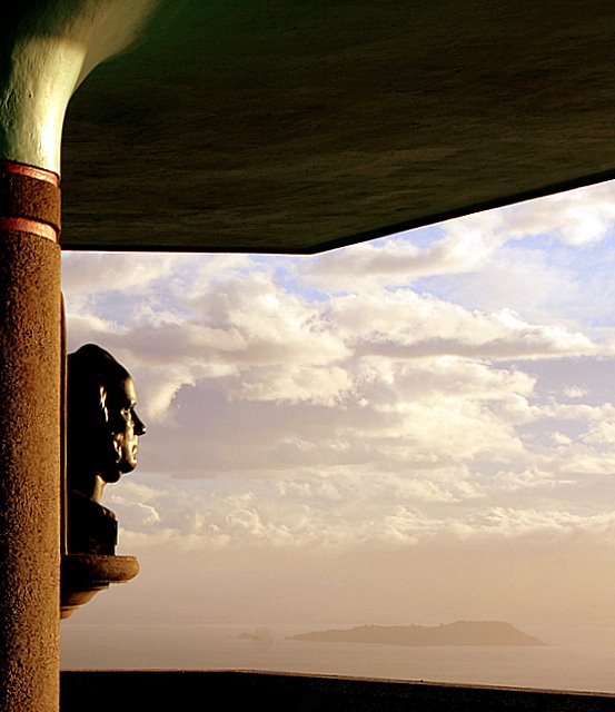'Distance lends enchantment to the view', Mark Twain