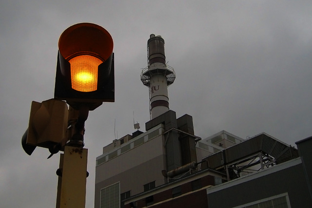 CAUTION: big chimney ahead!