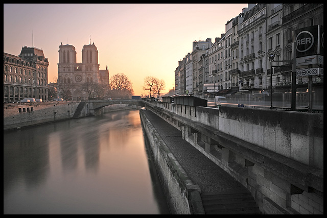 Paris, tout simplement.