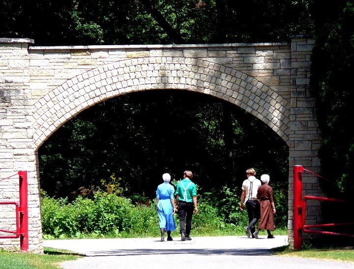 Courtship (The Amish Way)