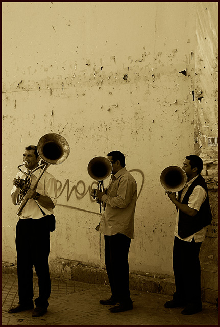 street horns