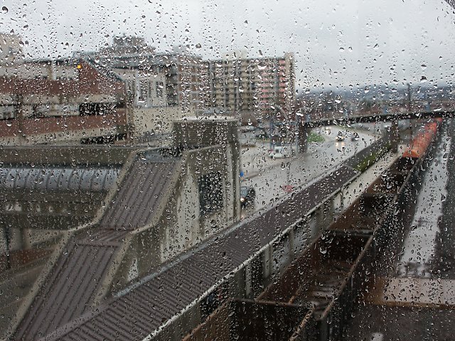 Lookin through the Raindrops
