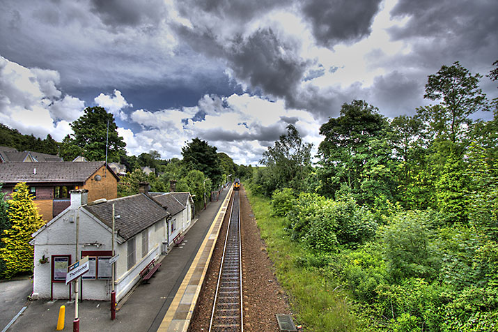 Station on a Single Line